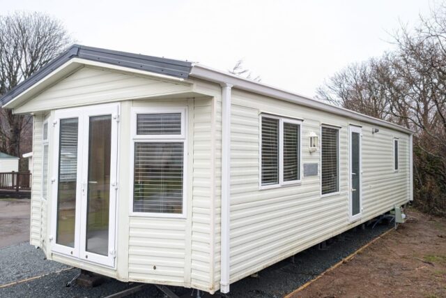 Willerby Salisbury 2009 exterior side